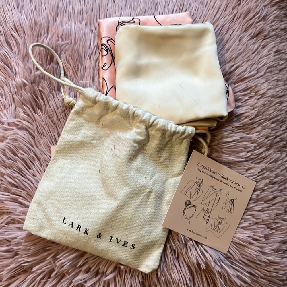 Adorable hair scarf set!! Lark & Ives